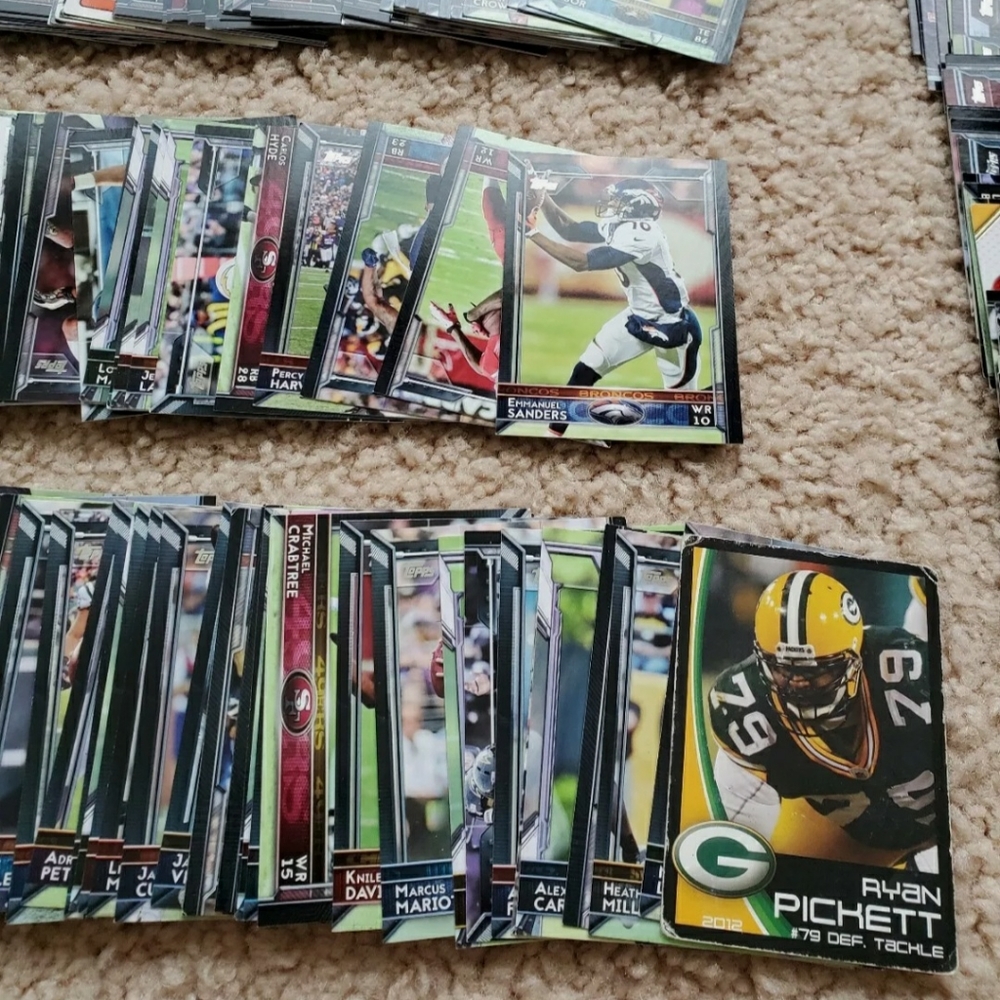 SOLD NFL trading cards lot - Picture 3 of 8
